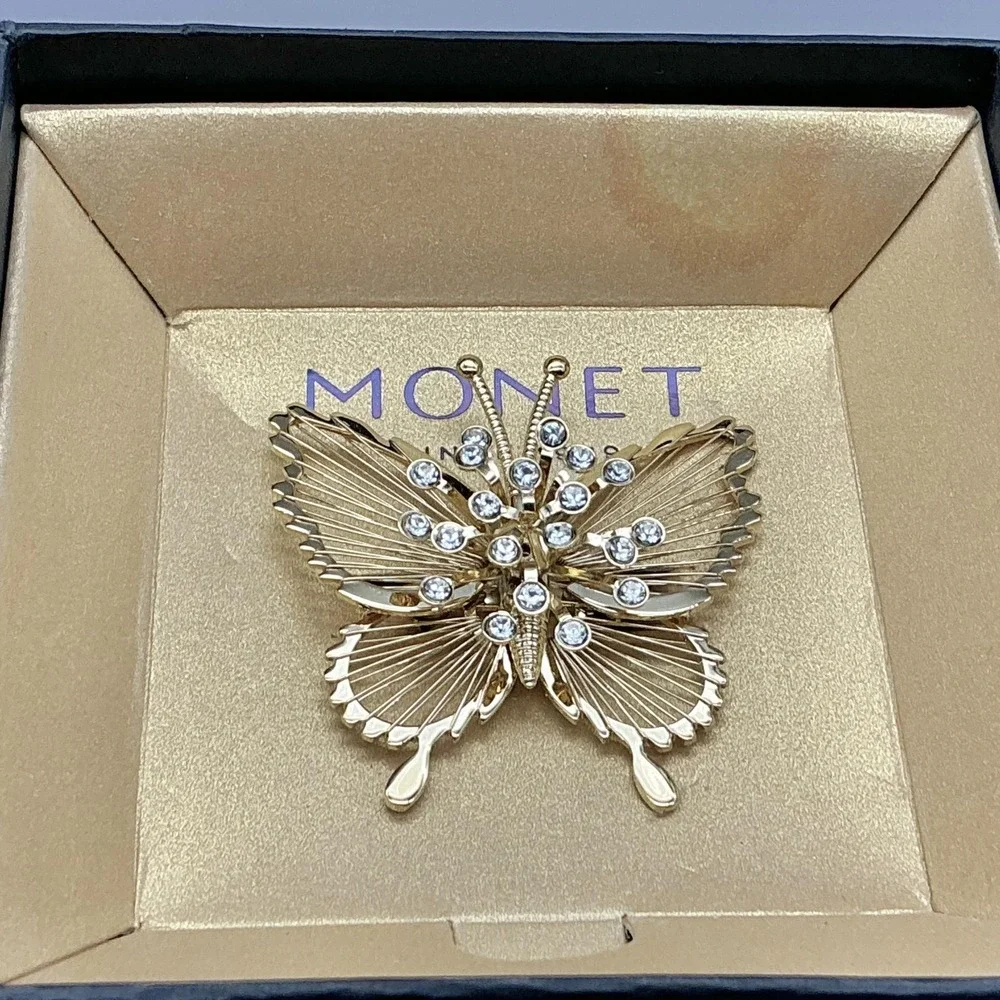 Monet Butterfly Brooch Pin Gold Tone Clear Rhinestone Box Costume‎ Jewelry